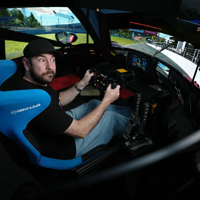 triple monitor sim racing